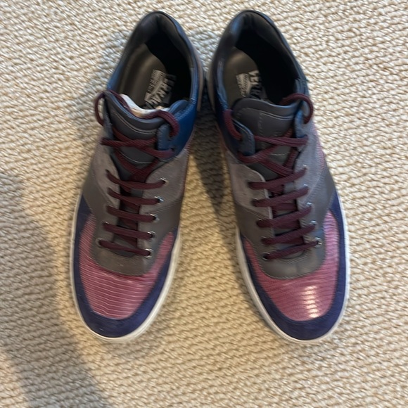 Salvatore Ferragamo casual sneakers in like new condition - Picture 4 of 6